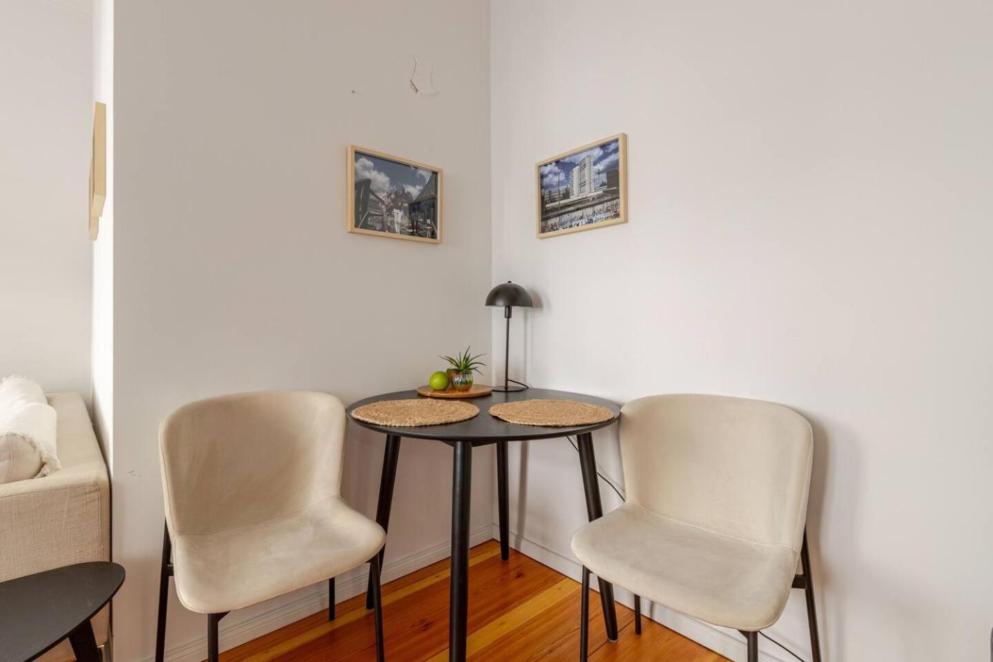 Appartement In Einem Ruhigen Garten, In Der Mitte Berlijn